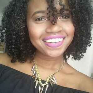 Meet your Posher, Louisa